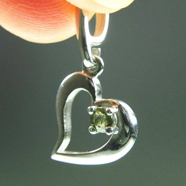 Heart Silver pendant with faceted Moldavite CERTIFIED