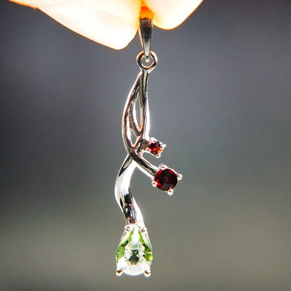 Silver Pendant with Faceted Moldavite and 2 Red Garnets - CERTIFIED