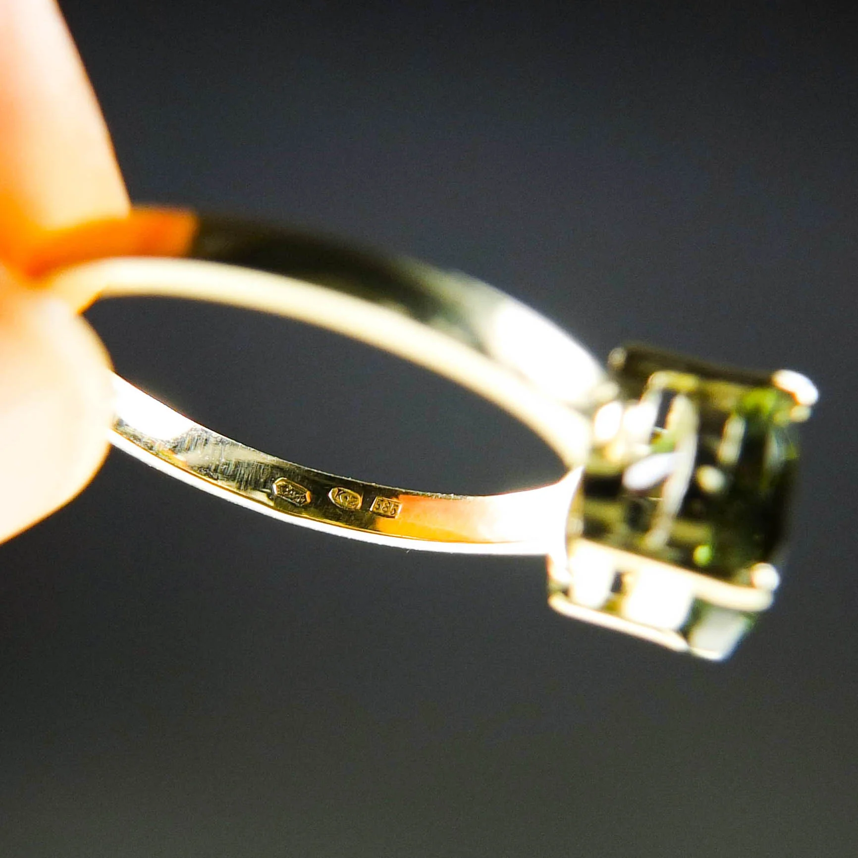 14K Gold Moldavite Ring with Certificate