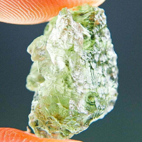 Moldavite with natural hole and open bubble - Uncommon shape - quality A+