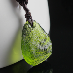 Fake moldavite